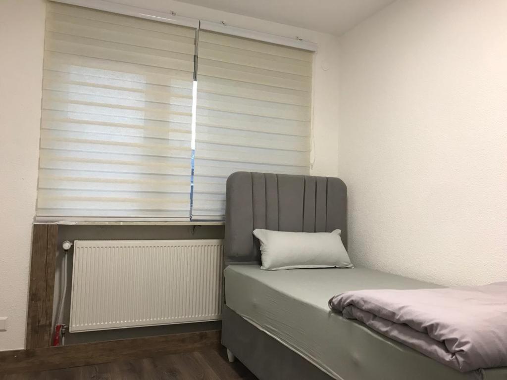 Heidenheimer Zimmer Exteriör bild