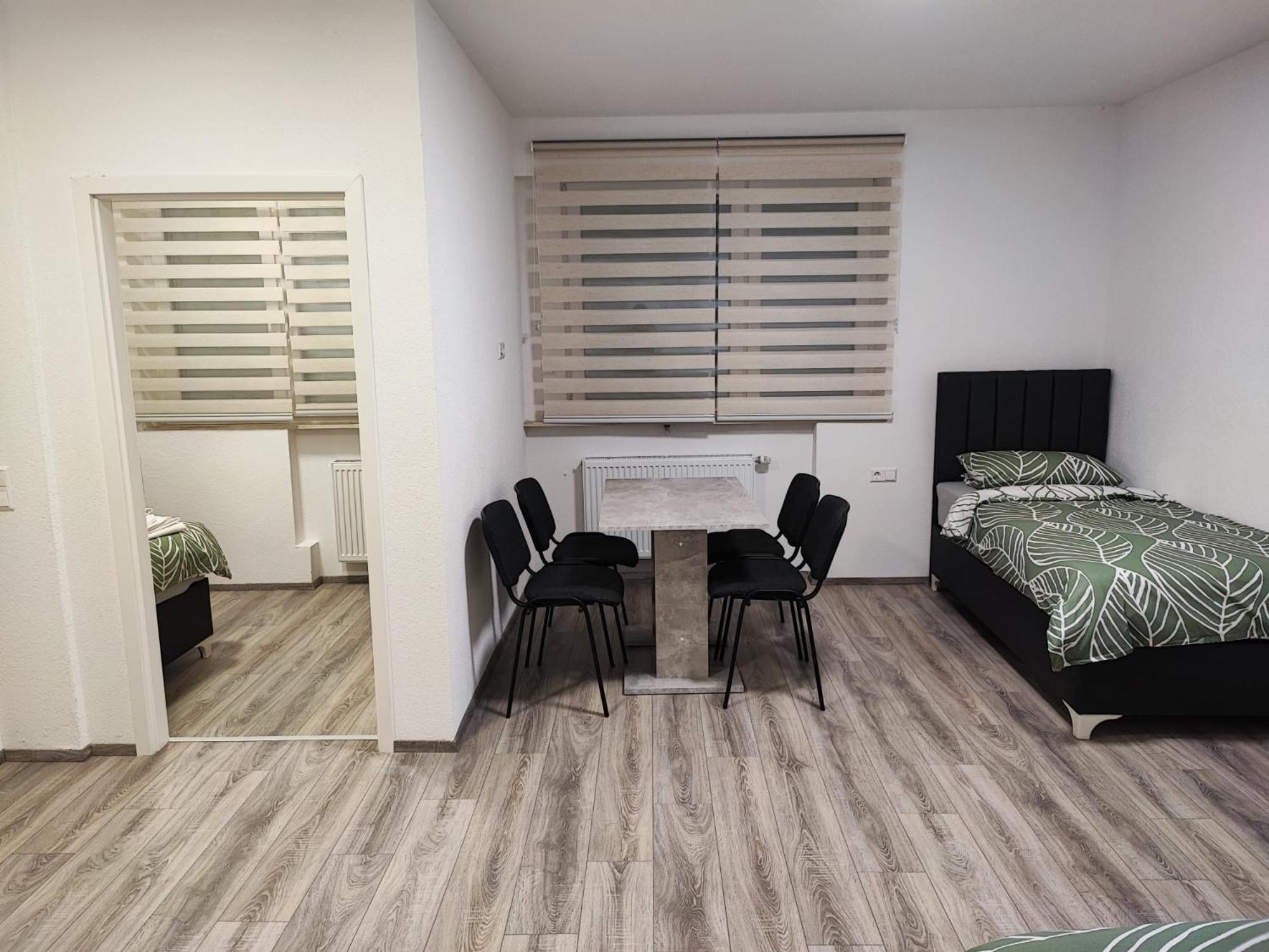 Heidenheimer Zimmer Exteriör bild
