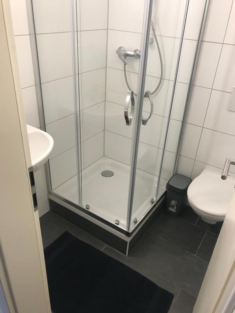 Heidenheimer Zimmer Exteriör bild