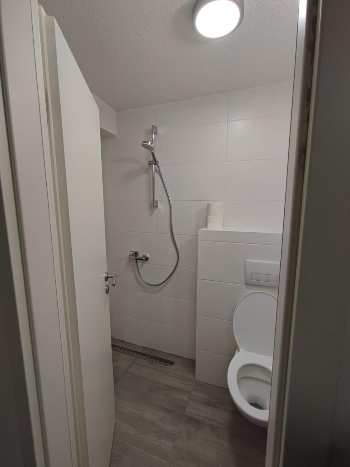 Heidenheimer Zimmer Exteriör bild